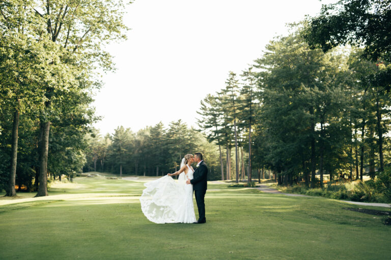How Much do Wedding Photographers Cost in Maine?